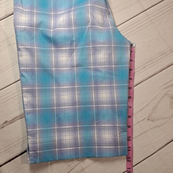 3 FOR 12 SALE Puma Golf Shorts 8 Blue Purple White Plaid Dry Cell Stretch Chino - Picture 10 of 13